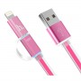 Pinkki Micro-USB ja Lightning kaapeli.