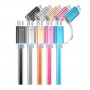 Pinkki Micro-USB ja Lightning kaapeli.