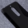 Nokia 5 musta suojakuori.