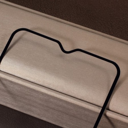 Samsung Galaxy A50 mustareunuksinen panssarilasi. – läpinäkyvä suoja naarmuja vastaan