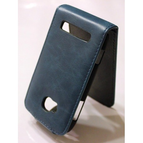 Nokia Lumia 710 sininen nahkainen läppäkotelo.