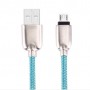 Sininen Micro-USB kaapeli.