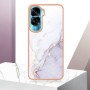 Honor 90 Lite valkoinen marmori suojakuori – kaunis kuori esillä tuotekuvassa