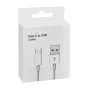 Tämä valkoinen USB - USB-C nopea lataus- ja datakaapeli tuotepakkaus