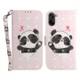 Etu- ja takakansi vierekkäin – panda-kuvio, rannelenkki mukana