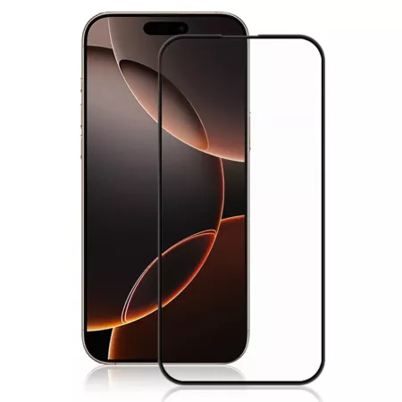 iPhone 17 Pro Full Cover panssarilasi asennettuna; musta reunus peittää koko näytön.
