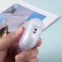 AirPods Pro 3 kirkas suojakuori – tarkat aukot ja viimeistely yksityiskohdissa.