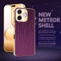 Honor 600 Lite musta suojakuori kullanvärisillä reunuksilla suojaa puhelinta tyylikkäästi ja kestää iskuja.