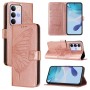 Realme C100 5G lompakkokotelon perhoskuvio tuo pintaan kauniin ruusukultaisen yksityiskohdan.
