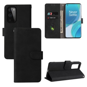 OnePlus 9 Pro lompakkokotelossa kortit ja setelit kulkevat kätevästi mukana.