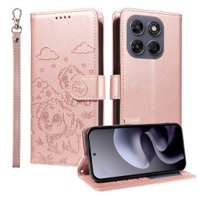 Ruusukultainen lompakkokotelo koira aiheisella kuosilla ja rannelenkillä kulkee mukana kätevästi Motorola Moto G87 puhelimelle.