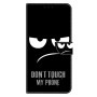 Motorola Moto G67 / G87 / G77 lompakkokotelon etukannessa on ärhäkkä Don't Touch My Phone kuvio.