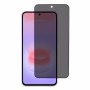Samsung Galaxy A27:n yksityisyyssuojalasi tummentaa näkymää sivulta katsottuna.