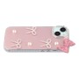 iPhone 14 kuoren pinkki rusetti ja helmiäiskoristeet viimeistelevät puhelimen ilmeen.