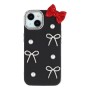 iPhone 14 kuoren koristeet tuovat puhelimeen näyttävän ilmeen.