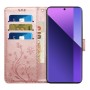 Samsung Galaxy A27 lompakkokotelossa kortit ja setelit kulkevat kätevästi mukana.