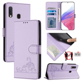 Samsung Galaxy A20e lompakkokotelossa kortit kulkevat kätevästi mukana.