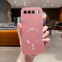 Realme 16 5G magneettikuoren magneettirengas helpottaa yhteensopivien lisävarusteiden kiinnittämistä.